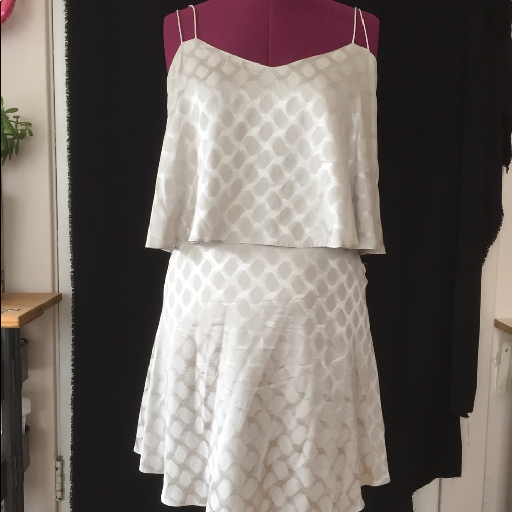 Silk silver Halston Tiered dress